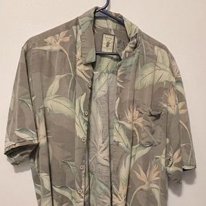 men’s hawaiian shirt